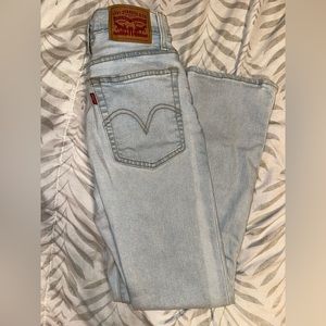 Levi’s Wedgie Straight